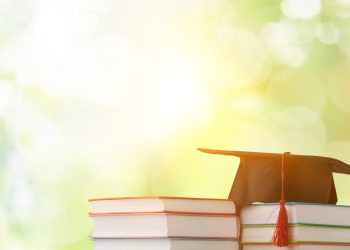 El Dr. Diego Villagrán Sancho, colegiado del COMCADIZ en 2021, ganador del Premio Jesús Galán al mejor expediente en Medicina