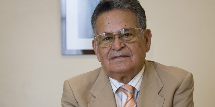 En el fallecimiento del Dr. Manuel Casanova Fernández