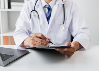 Autorización para prescribir a médicos jubilados mutualistas de Muface