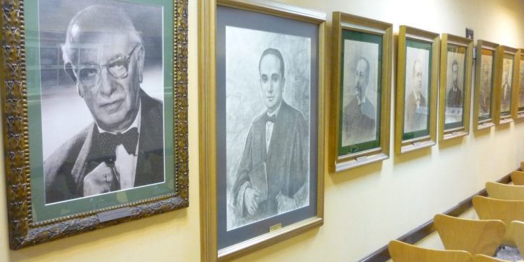 El Ateneo Literario, Artístico y Científico de Cádiz y sus médicos en el Cádiz del siglo XIX