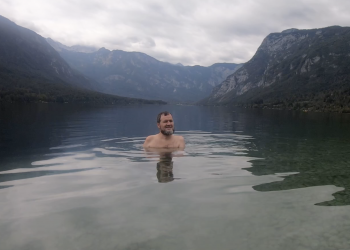 El Grupo de Trabajo ‘Medicina y Final de la Vida’ proyectó en el COMCADIZ el largometraje ‘7 lagos, 7 vidas’