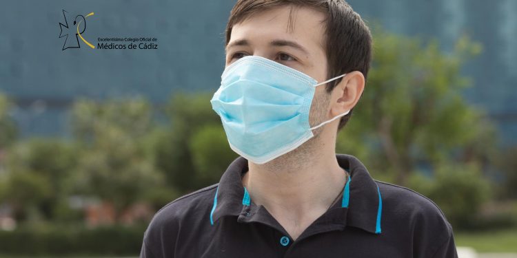 El COMCADIZ reclama a la población que siga haciendo un uso responsable de las mascarillas frente a una pandemia aún muy presente