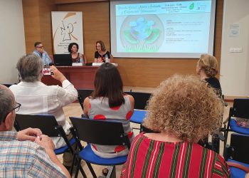 Recursos hídricos, temperaturas extremas, consumo abusivo… el COMCADIZ aborda junto a expertos algunas claves de futuro en el trinomio salud, medio ambiente y cooperación internacional