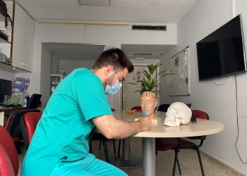 Dr. David Mesa: “Tener empatía y actitud de servicio hacia los demás es fundamental para ejercer la medicina”