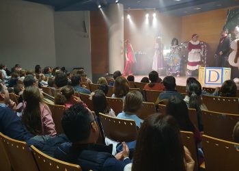 El COMCADIZ recreó la Navidad más musical para los hijos y nietos de colegiados