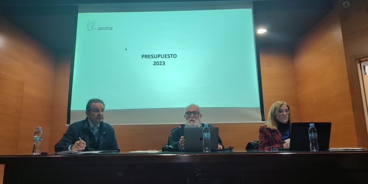 La Asamblea de Colegiados aprueba los presupuestos para 2023 y la compra de la nueva sede