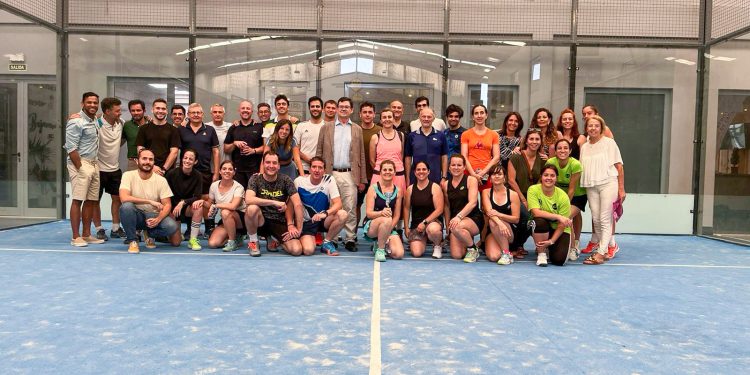 El pádel regresó a la programación deportiva del COMCADIZ con éxito de participación y convivencia