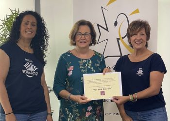 El COMCADIZ destina el importe de las inscripciones del taller sobre rabietas celebrado en el Campo de Gibraltar a la Asociación ‘Por una sonrisa’