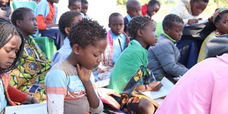 Más de 84.000 personas participaron en 2022 en acciones de Educación de Madre Coraje en España, Perú y Mozambique