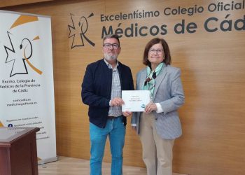 El COMCADIZ dona a Autismo Cádiz la recaudación del Taller de Rabietas de la Escuela de Padres celebrado en la sede de Jerez