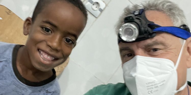 20º Proyecto de Atención Medico Quirúrgica de ENYANIN en los campamentos saharauis: el sabor agridulce de haber hecho mucho pero dejar mucho por hacer