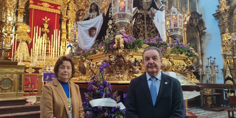 El COMCADIZ participa en el Vía Crucis ‘Sí a la vida, donar es luz de vida’