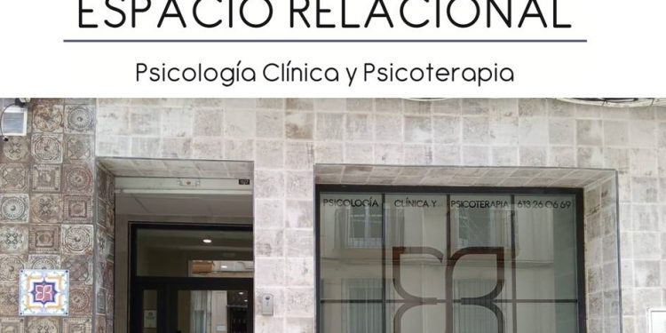 Se alquila consulta privada para MÉDICO PSIQUIATRA (Ronda)