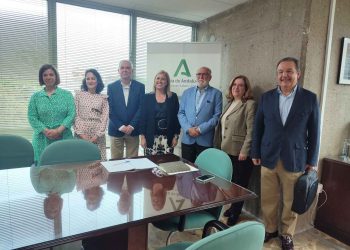 El Colegio de Médicos se reúne con la Delegación de Salud para coordinar actuaciones en medicina estética