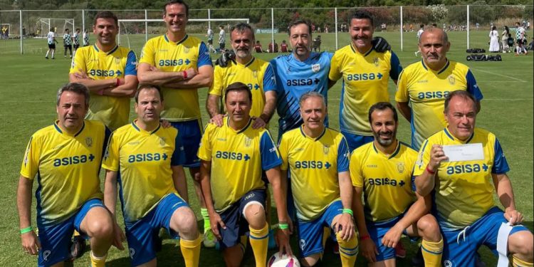 Medicadiz exhibió quilates de nivel y clase para unos históricos segundo y tercer puestos en el Campeonato de España de Fútbol Médico, celebrado en Jerez
