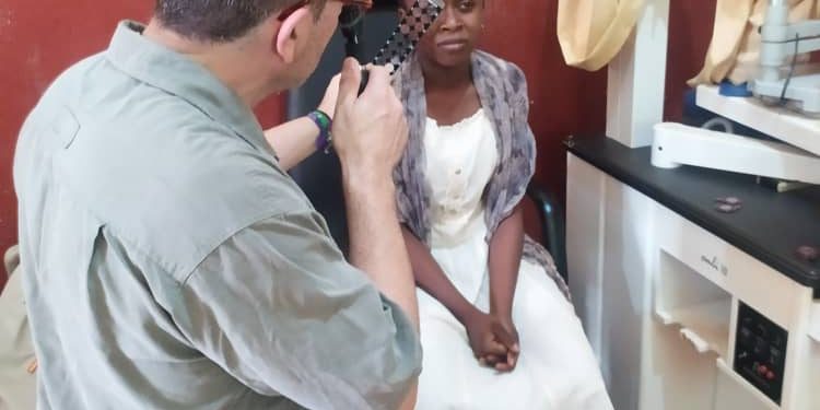 “Los numerosos pacientes que se benefician por nuestra atención nos motivan a seguir realizando campañas y formando al personal local”