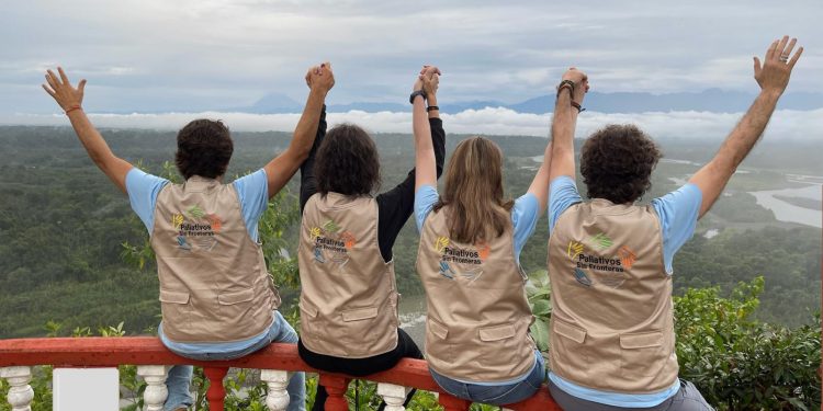 Cooperación internacional y cuidados paliativos protagonizan el encuentro con el Colegio Médico en Las Banderas