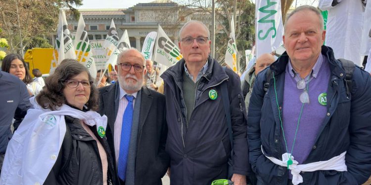 El COMCADIZ secunda ante el Ministerio de Sanidad el rechazo de la profesión médica al borrador del Estatuto Marco