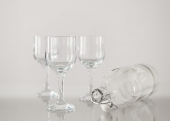 ¿Castigo penal a quien promueva o facilite el consumo excesivo de alcohol?