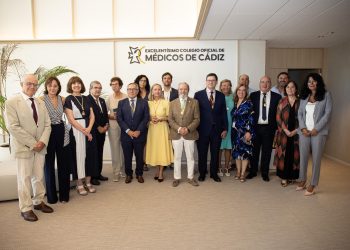 La Junta Directiva del Colegio de Médicos toma posesión presidida por la Dra. Felicidad Rodríguez Sánchez