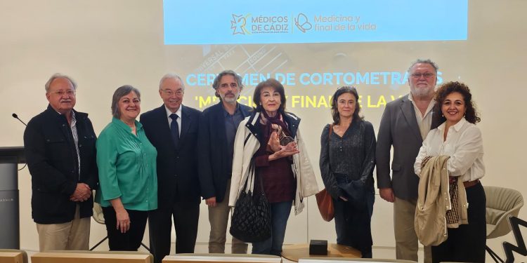 El cortometraje ‘Despedirse’ gana el III Certamen‘Medicina y Final de la Vida’ del Colegio de Médicos