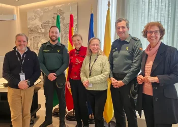 Colegio de Médicos y Guardia Civil destacan la importancia de la actuación preventiva para hacer frente a las agresiones contra los profesionales de la salud.