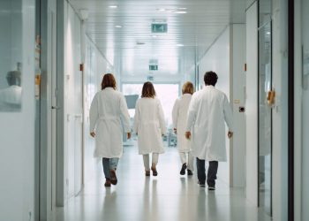 La OMC celebra el 10 de marzo una jornada sobre las agresiones a profesionales sanitarios