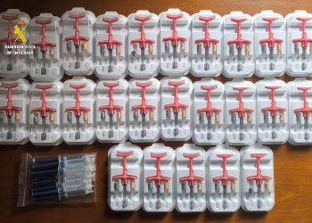 Desmantelada una clínica ilegal de estética en Guadiaro tras la denuncia del Colegio de Médicos