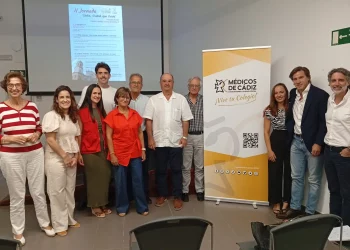 Atención al conjunto paciente-familia y equipos multi e interdisciplinares son clave en la atención al final de la vida