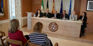 El Consejo Andaluz de Colegios de Médicos visita Ceuta para mostrar su apoyo a los médicos y a la ciudadanía